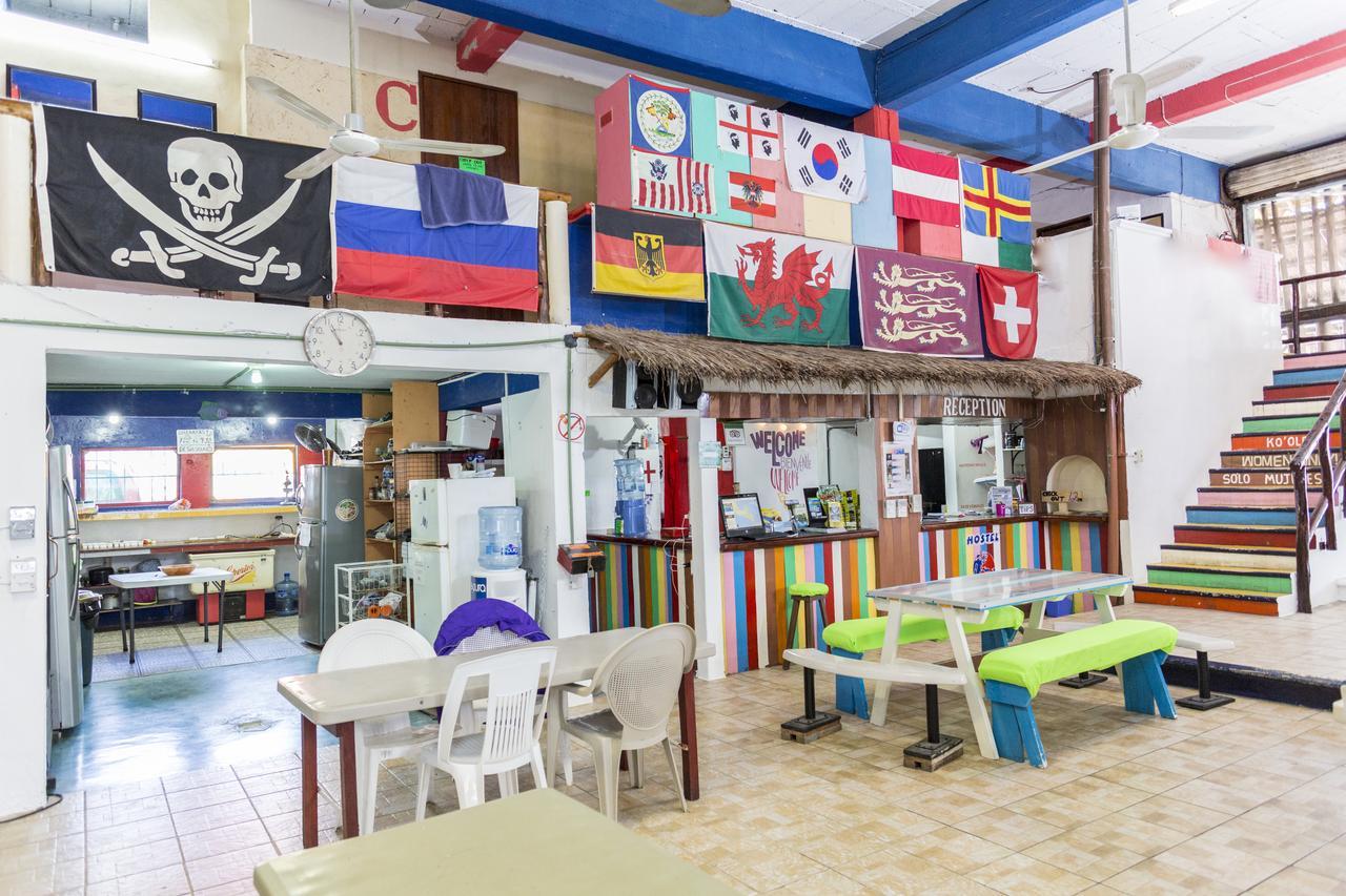 Hostel Playa Плайя-дель-Кармен Екстер'єр фото