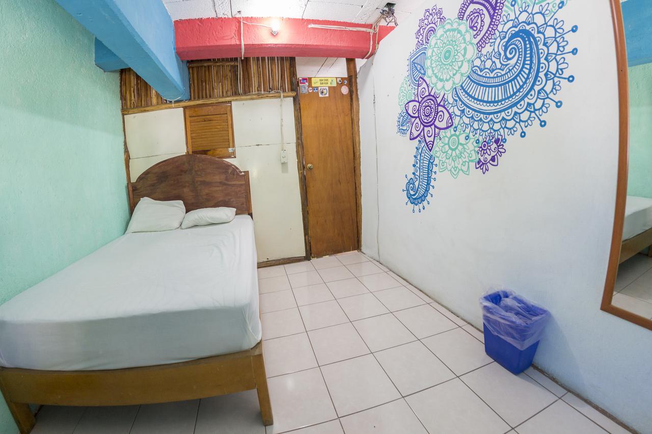 Hostel Playa Плайя-дель-Кармен Номер фото