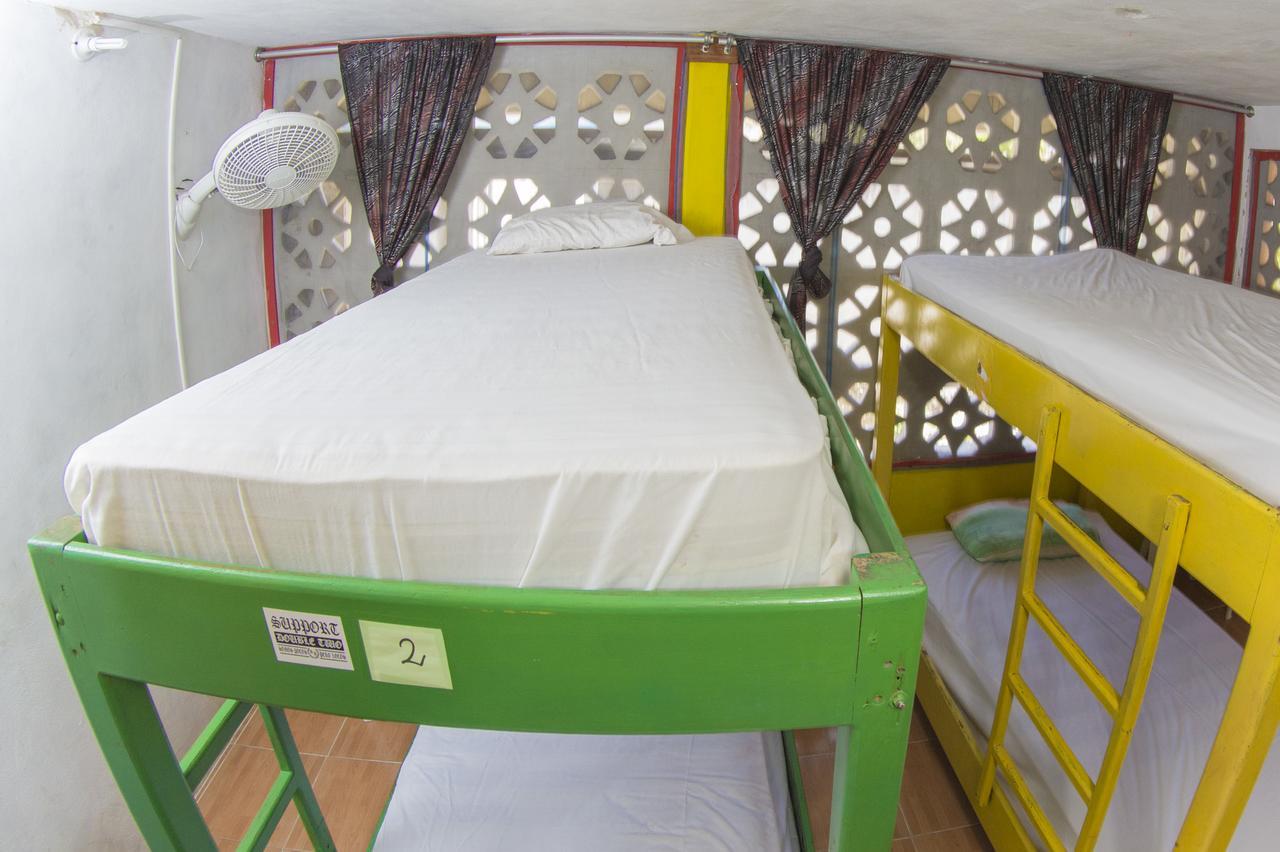 Hostel Playa Плайя-дель-Кармен Екстер'єр фото